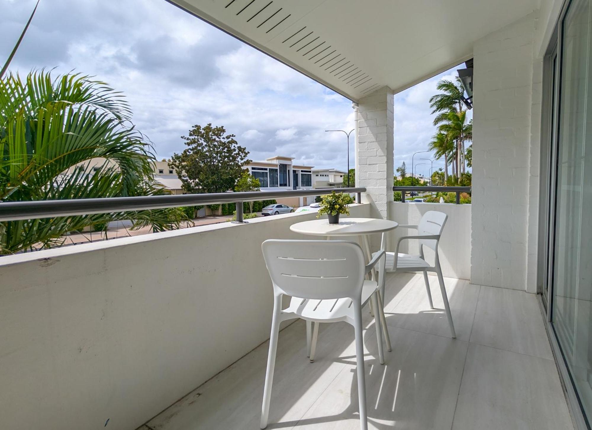 Noosa Parade Holiday Inn Экстерьер фото