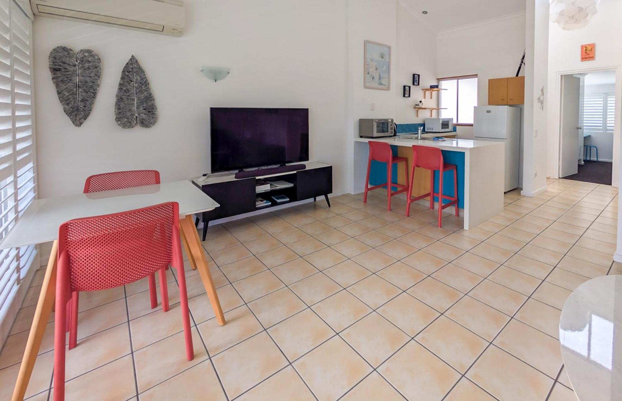 Noosa Parade Holiday Inn Экстерьер фото